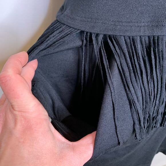 Ella Moss black red embroidered sleeveless fringe trim romper size Medium - Picture 7 of 11